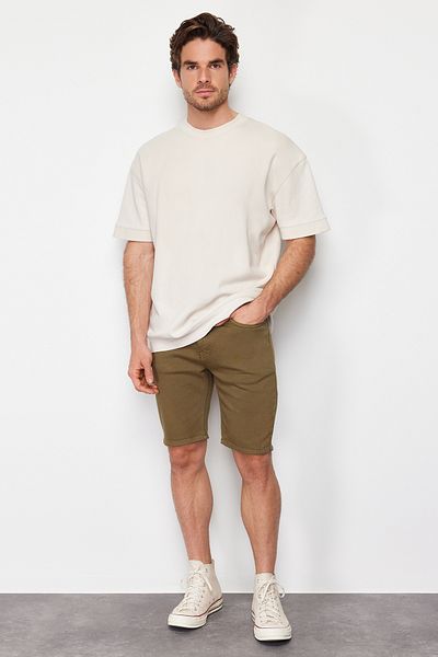 Trendyol Collection Εύκαμπτο χακί τζιν σορτς - κανονική εφαρμογή TMNSS23SR00067