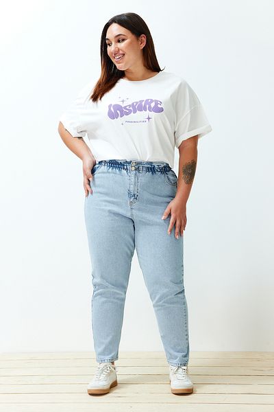 Trendyol Curve Blaue Mom-Jeans mit hoher Taille und elastischem Bund TBSSS22JE00009