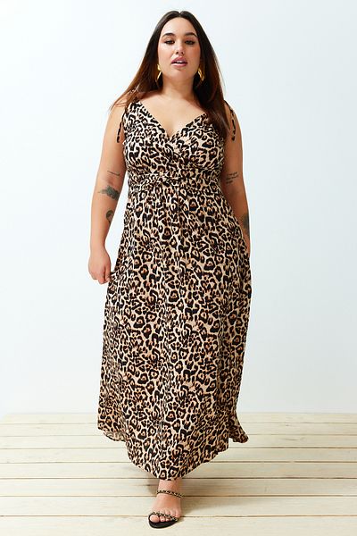 Trendyol Curve Leopárdmintás Camel Maxi nyári ruha - hasított, hosszú TBBSS24AH00136