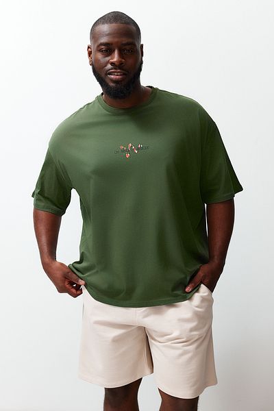 Trendyol Collection Green Oversize PrinTed CoTTon T-Shirt - TMNSS24BF00055