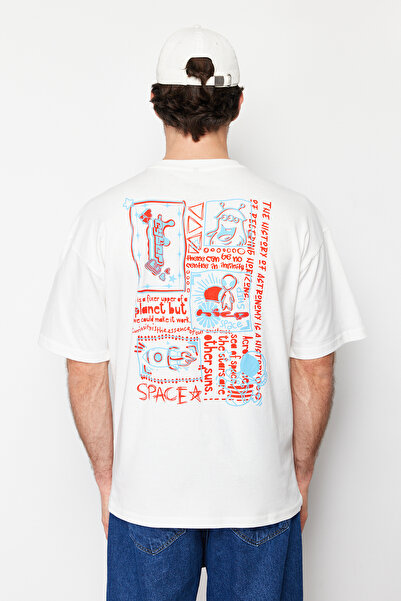 Trendyol Collection Екрю Oversize/Широкий крій 100% Т-shirt з коротким рукавом і принтом на спині TMNSS23TS00168