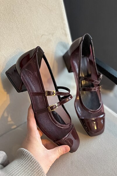 SHOEBELLAS Mişa Bordo Rugan Çift Toka Detaylı Kadın Topuklu Ayakkabı