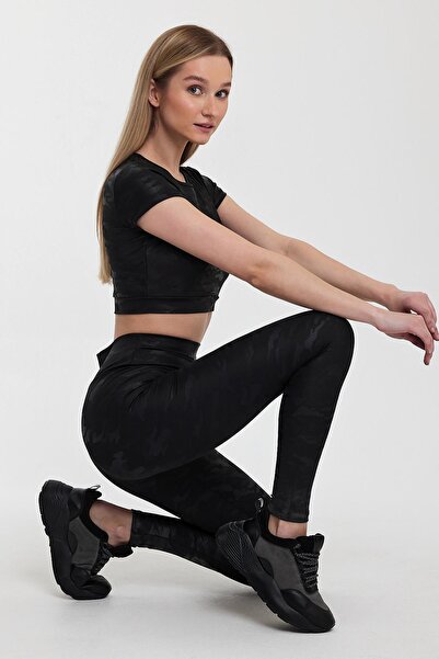 Penyelux Women's ElationEase Camouflage Sports Fitness Stylish Tights & T-Shirt Set