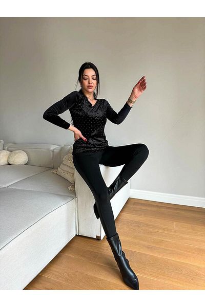 BUKETLİ Stoned Velvet Blouse