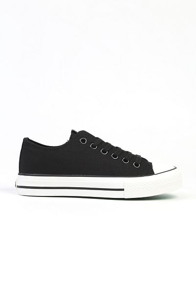 Benetton ®| IMPORTED Women's Black Sneakers