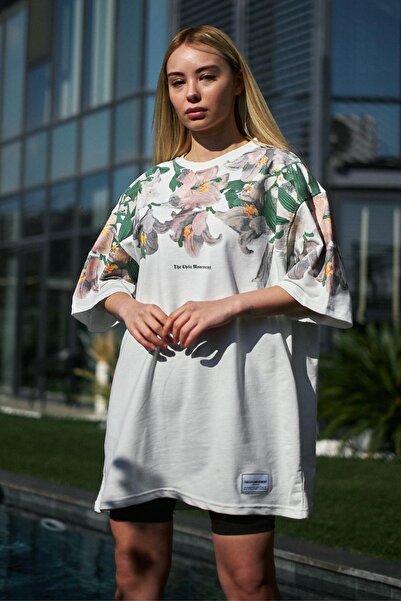 MADZEYMODA Λεπτομερές λευκό μπλουζάκι Unisex Oversize Loose Fit με ριμπ στάμπα