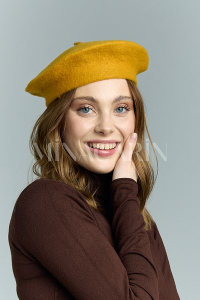 MinaCarin French Painter Felt Beret Mustard