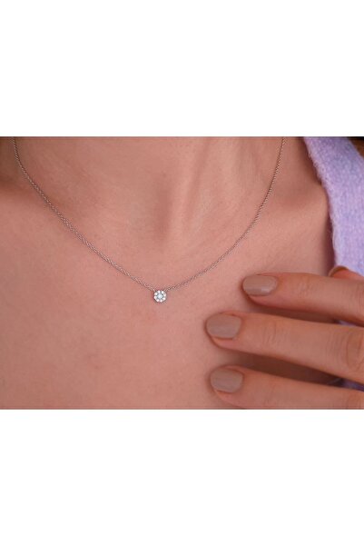 Sirius Pırlanta Beyaz 0,30 Karat Görünümlü Pırlanta Tektaş Kolye