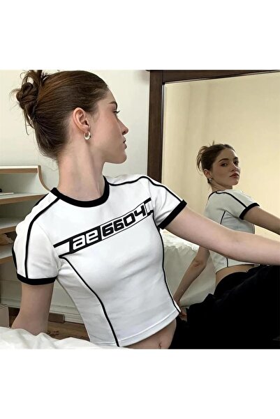 Köstebek Beyaz Old School y2k Yarım T-Shirt - STİLLEX