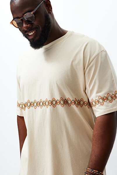 Trendyol Collection Ethnic Embroidery Comfortable Large Size T-Shirt - 100% Cotton, Wide Fit TMNSS24BF00008