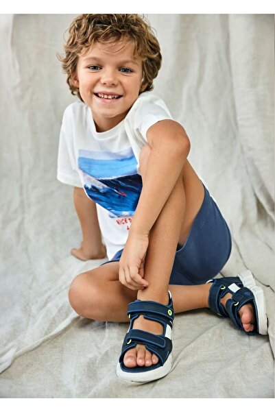 MAYORAL تي شيرت مطبوع 3 قطع للأولاد - طقم شورت أحمر-أبيض