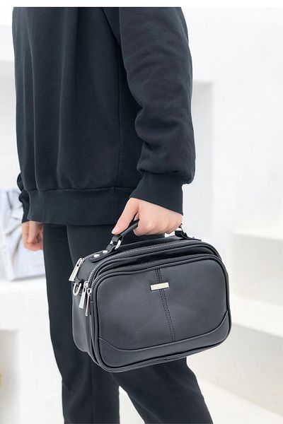 MOTTO Black Soft Texture Box Model Special Accessory with Hand and Cross Strap 4 Eyes Quality Stylish Design