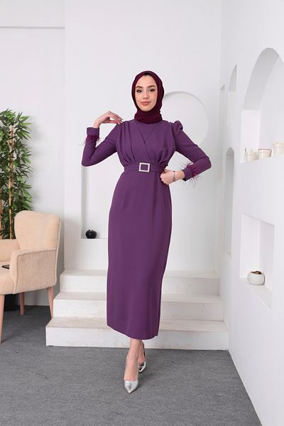 Aranlı tekstil Φόρεμα Hijab μανίκια σε μορφή μολυβιού με λεπτομέρεια από πούπουλα