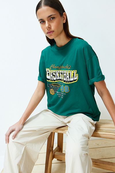Trendyol Collection Πλεκτό T-Shirt με κοντό μανίκι σμαραγδένιο πράσινο oversize με λαιμόκοψη με λαιμόκοψη TWOSS24TS00141