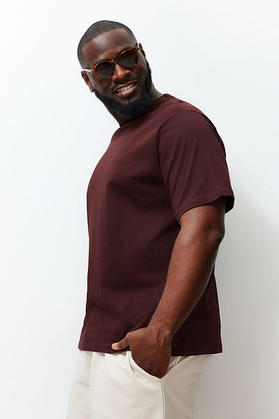 Trendyol Collection Brown Plus Size Cotton T-Shirt - Regular Fit Tmnss23Ts00134