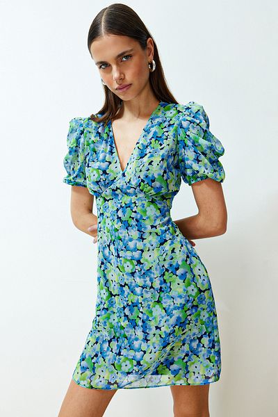 Trendyol Collection Vícebarevné květinové mini tkané šaty s šifonovou podšívkou A-line s balonovým rukávem TWOSS24EL00636