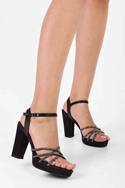 Shoeberry Női Livac fekete szatén kő platformos sarkú cipő