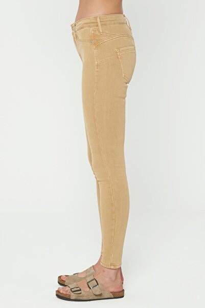 CROSS JEANS Judy Camel Regular Waist Zippered Skinny Fit Jean Trousers C 4521-117