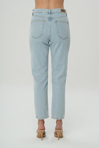 CROSS JEANS Ariana Buz Mavi Yüksek Bel Patı Fermuarlı Mom Jean C 4525-126
