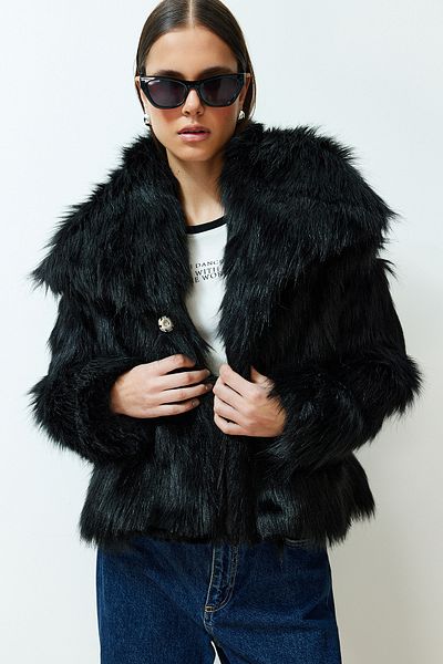 Trendyol Collection Oversize černý kožich - Twoss24Mo00065