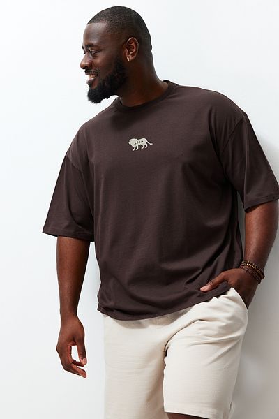 Trendyol Collection Large Size Dark Brown Oversize Animal Print and Embroidery 100% Cotton T-Shirt Tmnss24Bf00018
