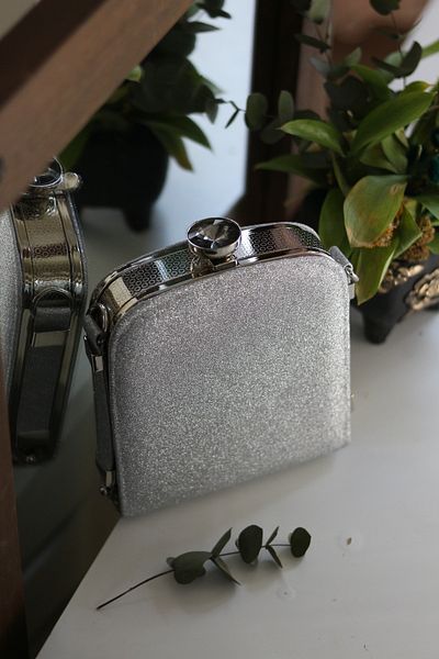Moom Bag Geantă de seară cu mâner tricotat argintiu pentru femei