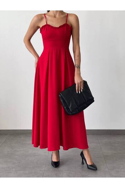 popibutik İp Askılı Göğüs Detaylı Jessica Kumaş Uzun Kırmızı Elbise