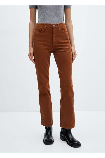 MANGO Woman Gerade geschnittene Jeanshose aus Cord mit mittelhohem Bund