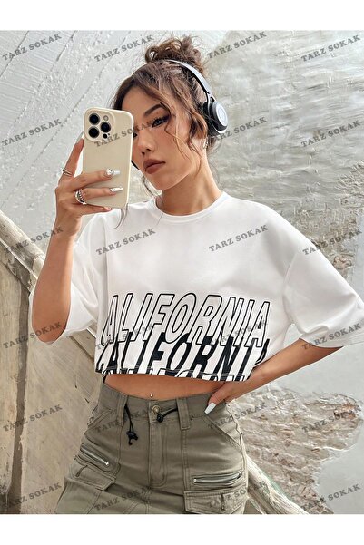 Tarzsokak Cultură COD- 232913   Femeie cu litere imprimate