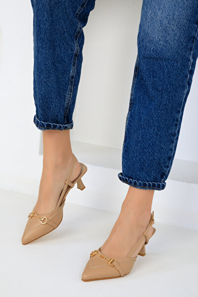 SOHO Klasyczne buty damskie na obcasie w kolorze nude 18954