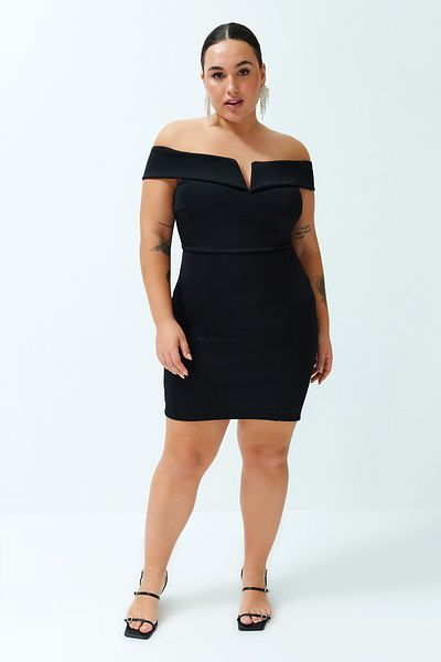 Trendyol Curve Black Double Layer Collar Detailed Knitted Dress TBBSS24AH00087