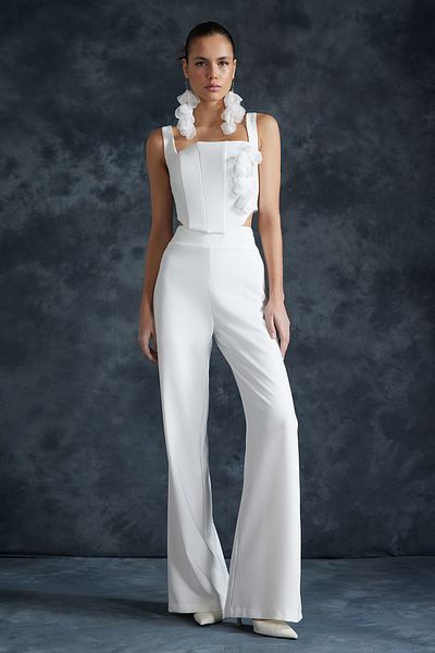 Trendyol Collection Braut-Webhose in Ecru TPRSS23PL00023