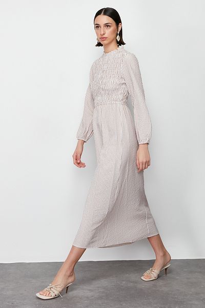 Trendyol Modest Μπεζ ριγέ Gipe Λεπτομερές υφαντό φόρεμα TCTSS24EB00082