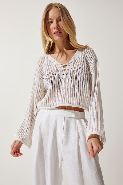 Happiness İstanbul Cremefarbene, durchbrochene Ösendetails für Damen, saisonale MW00147