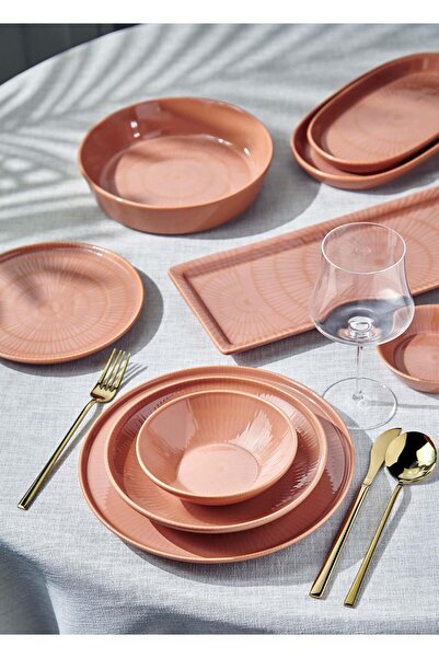 The Mia Noon Rectangular Serving Salmon 35X16 cm