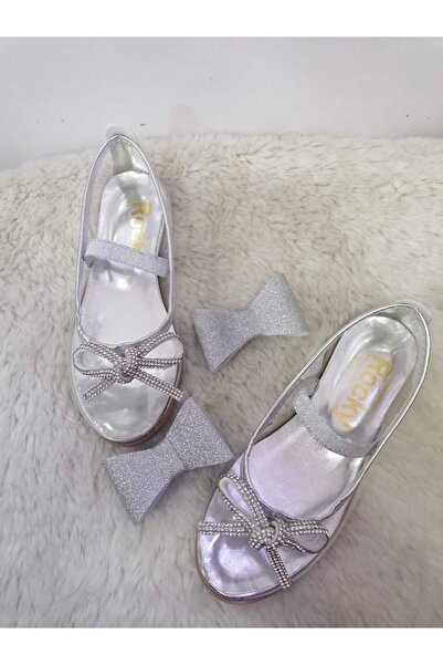 Özgür Kids Kız çocuk şeffaf ( sindirella )babet ayakkabısı.