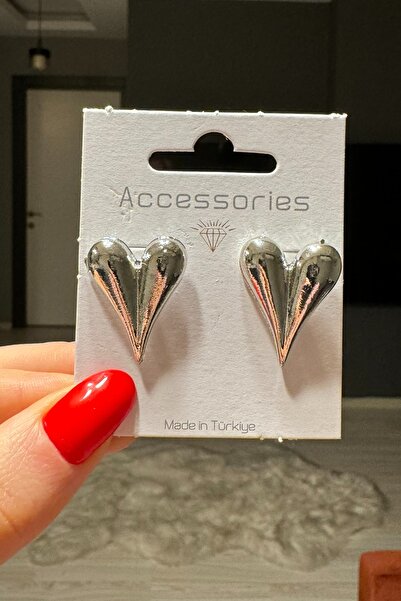 C&E Design Kadın Gümüş Renk Bombeli Kalp Küpe