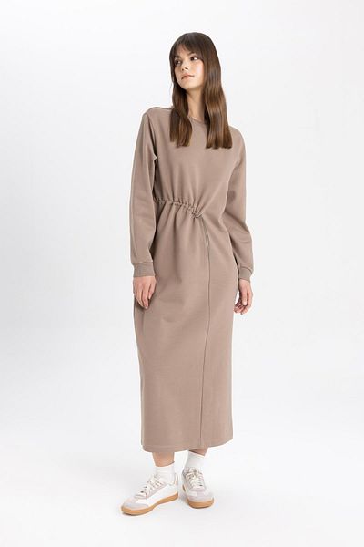 DeFacto Langärmliges Maxikleid mit normaler Passform C5401ax24sp