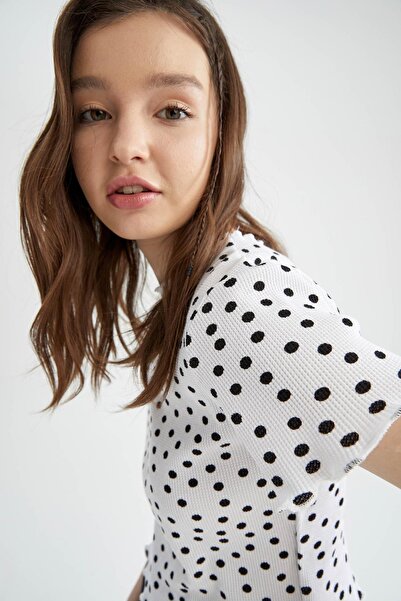 DeFacto Fitted Patterned Crew Neck Short Sleeve Square Texture Waffle T-Shirt U4715az22sm