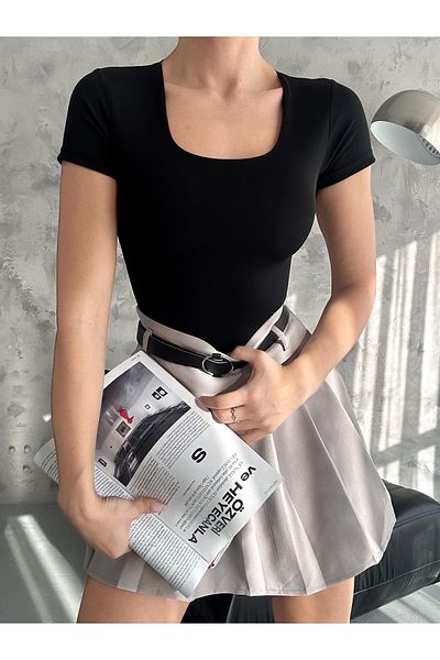 BE CHİC Γυναικείο κοντομάνικο κορμάκι με τετράγωνο λαιμό και κούμπωμα στο κάτω μέρος sra8512