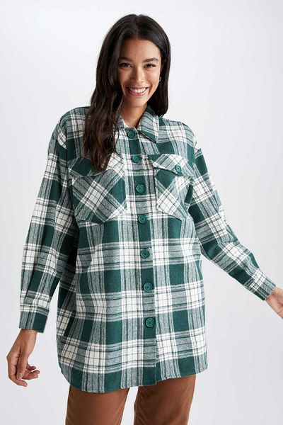 DeFacto Relax Fit karierte Flanell-Tunika mit langen Ärmeln Z1987az22au