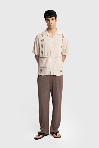 GIESTO ΚΟΝΤΟΜΑΝΙΚΙ ΠΟΥΚΑΜΙΣΟ ΜΕ ΛΕΠΤΟΜΕΡΗ ΕΠΕΞΕΡΓΑΣΙΑ