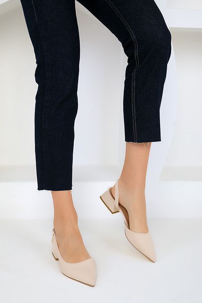 SOHO Beigefarbene, matte Satin-Klassiker-Schuhe mit Absatz für Damen 18925