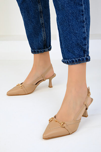 SOHO Klasyczne buty damskie na obcasie w kolorze nude 18954
