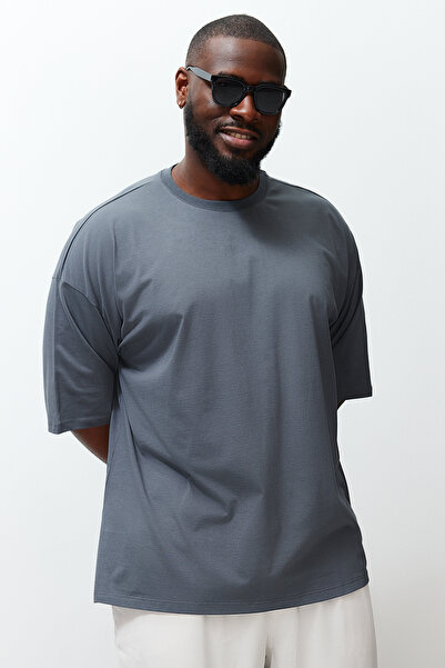 Trendyol Collection Βαμβακερό μπλουζάκι Anthracite Large Size Oversize - TMNSS23TS00139