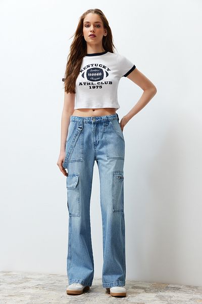 Trendyol Collection Blugi albaștri cu talie înaltă, picior largi, cu buzunar TWOSS24JE00179