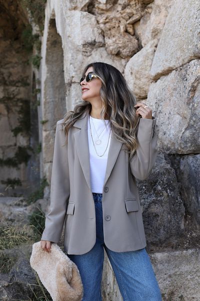bytugcekaya Μπλέιζερ με δύο κουμπιά μάρκας Green Orjin