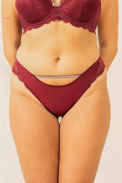 Magic Form Stoned Lace String Panties - 486