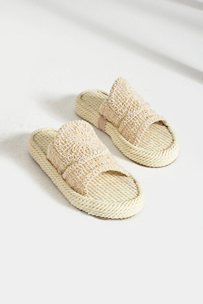 İnan Ayakkabı WOMEN'S KNITTED DETAILED SLIPPERS