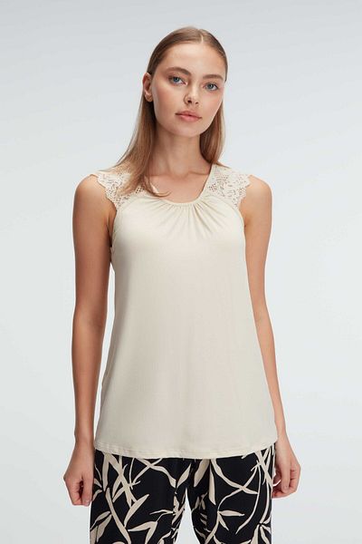 Anıl 9909 Sleeveless Crew Neck Women's Viscose Tropical Summer Lace Detailed Pajamas Set